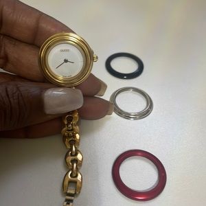 Vintage Gucci watch! Interchangeable bezels!